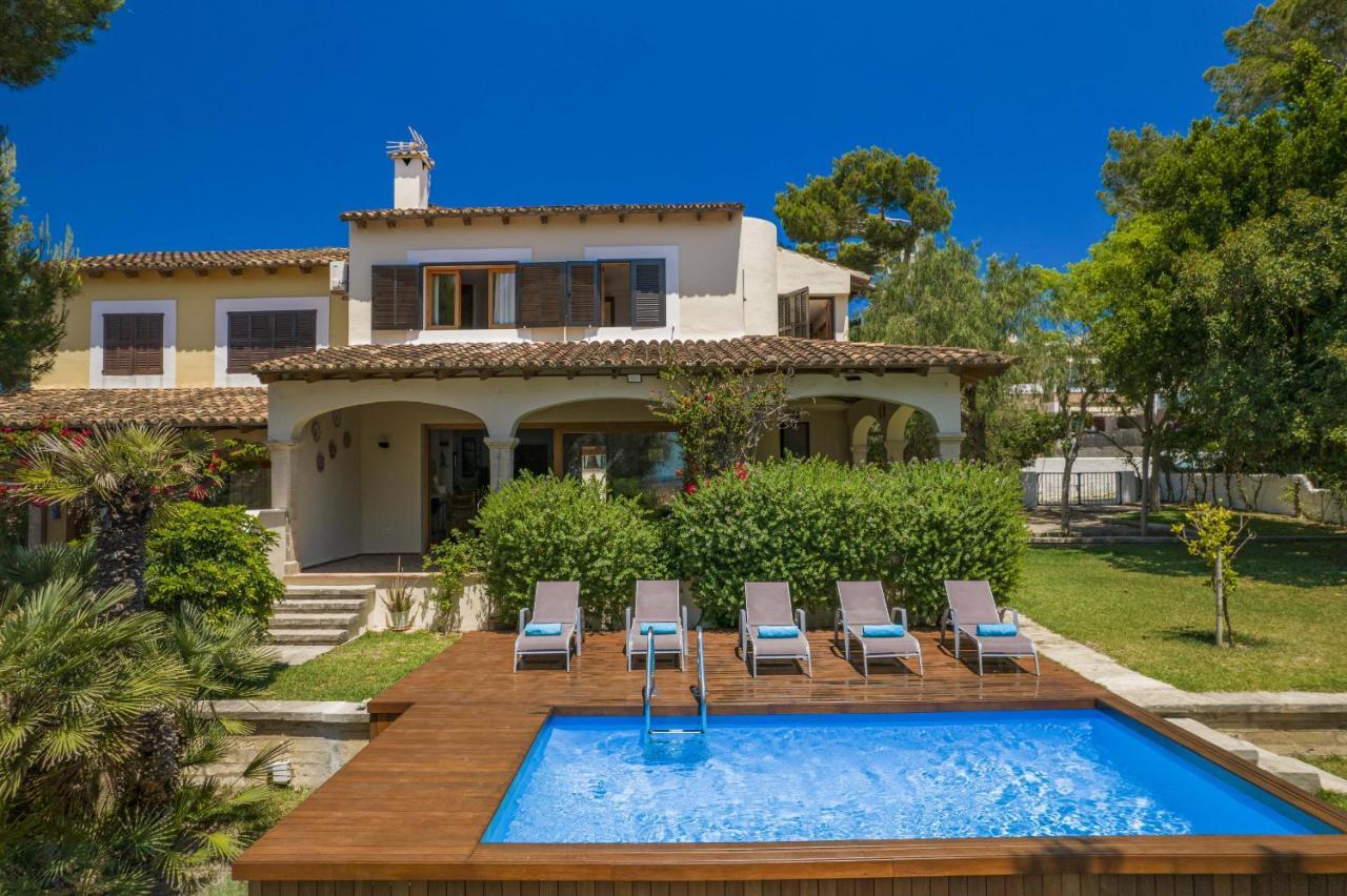 Villa Alcanada Garden Alcúdia Eksteriør bilde