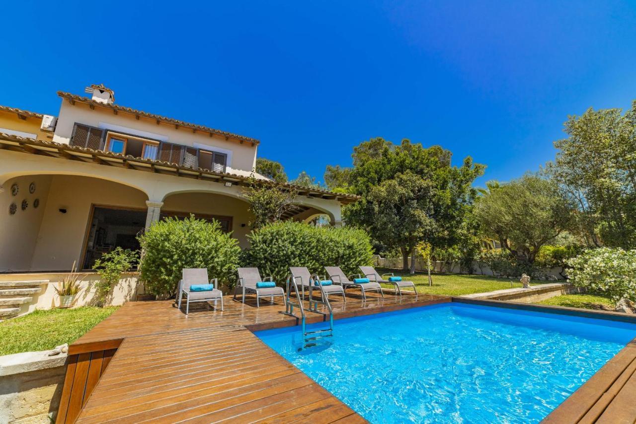 Villa Alcanada Garden Alcúdia Eksteriør bilde