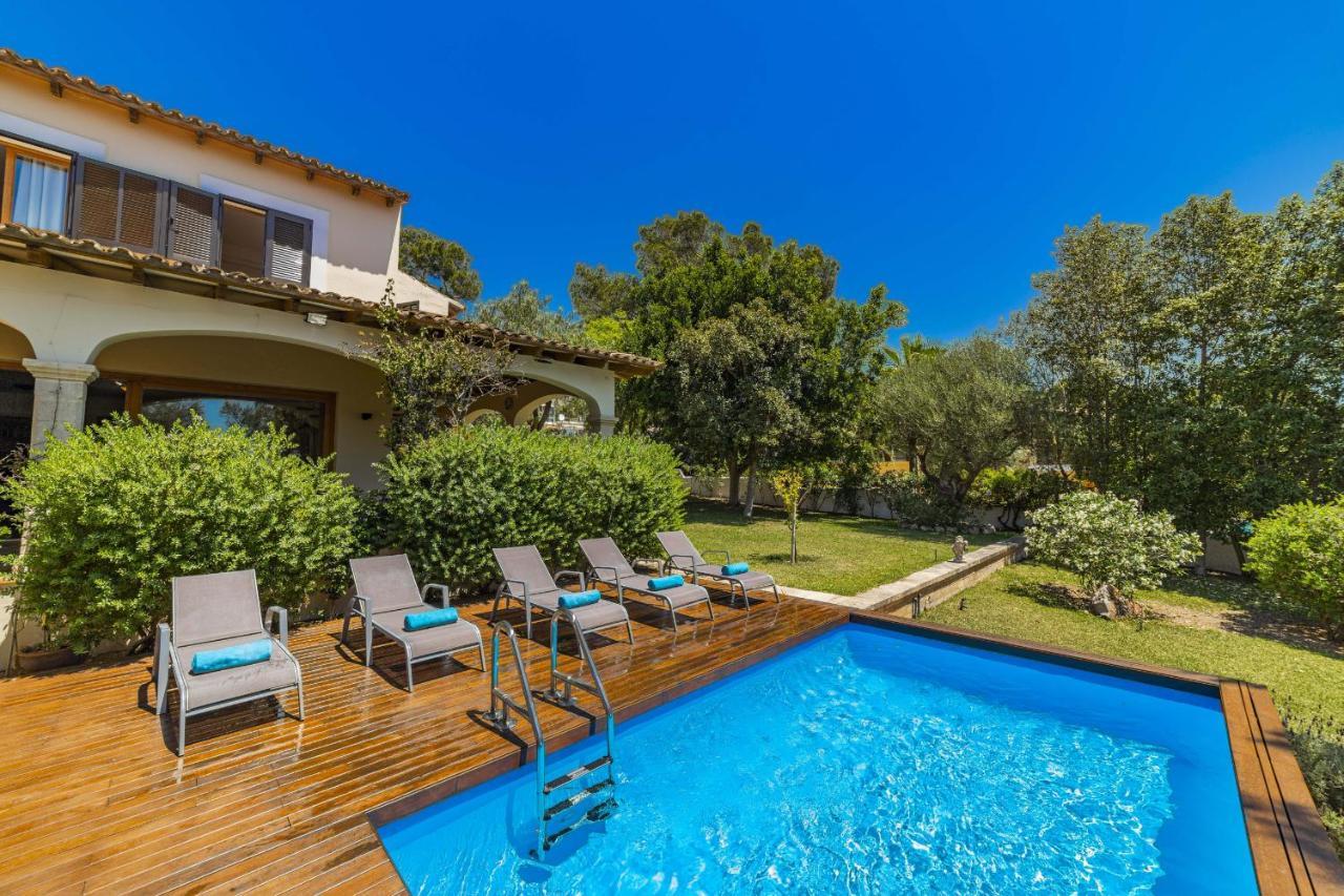 Villa Alcanada Garden Alcúdia Eksteriør bilde